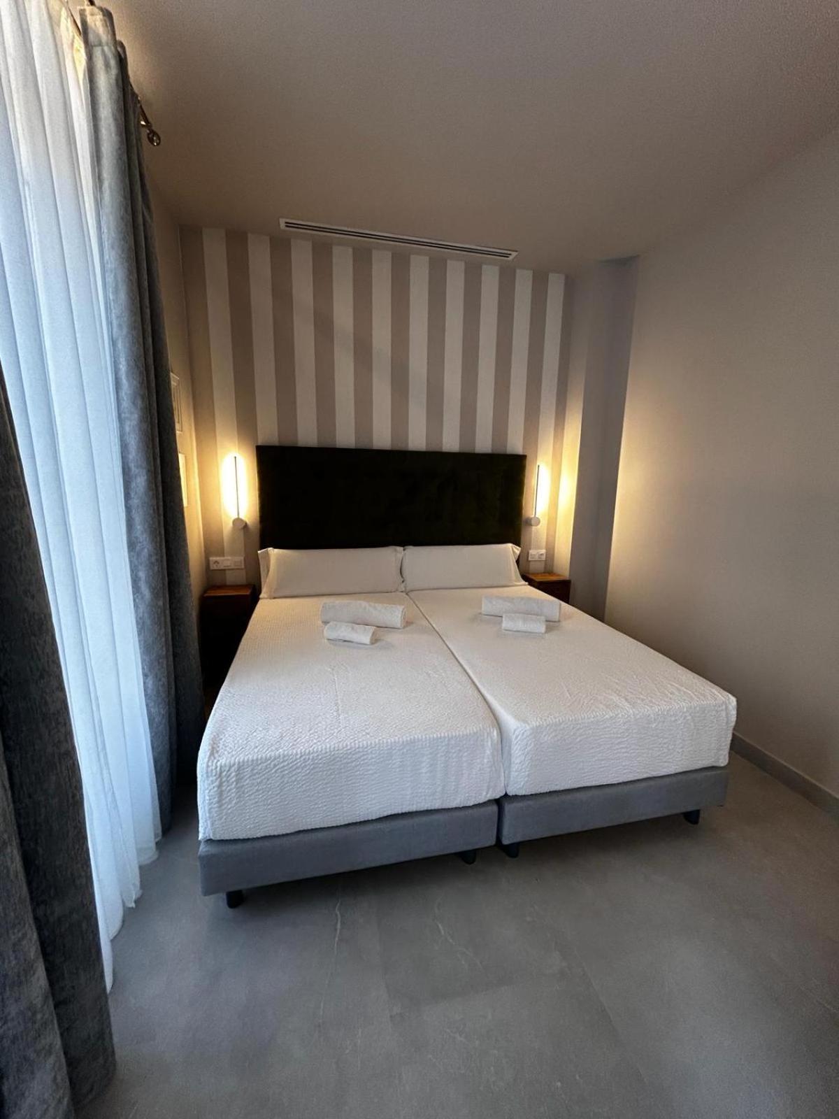 Valencia Apartamentos Goya 外观 照片
